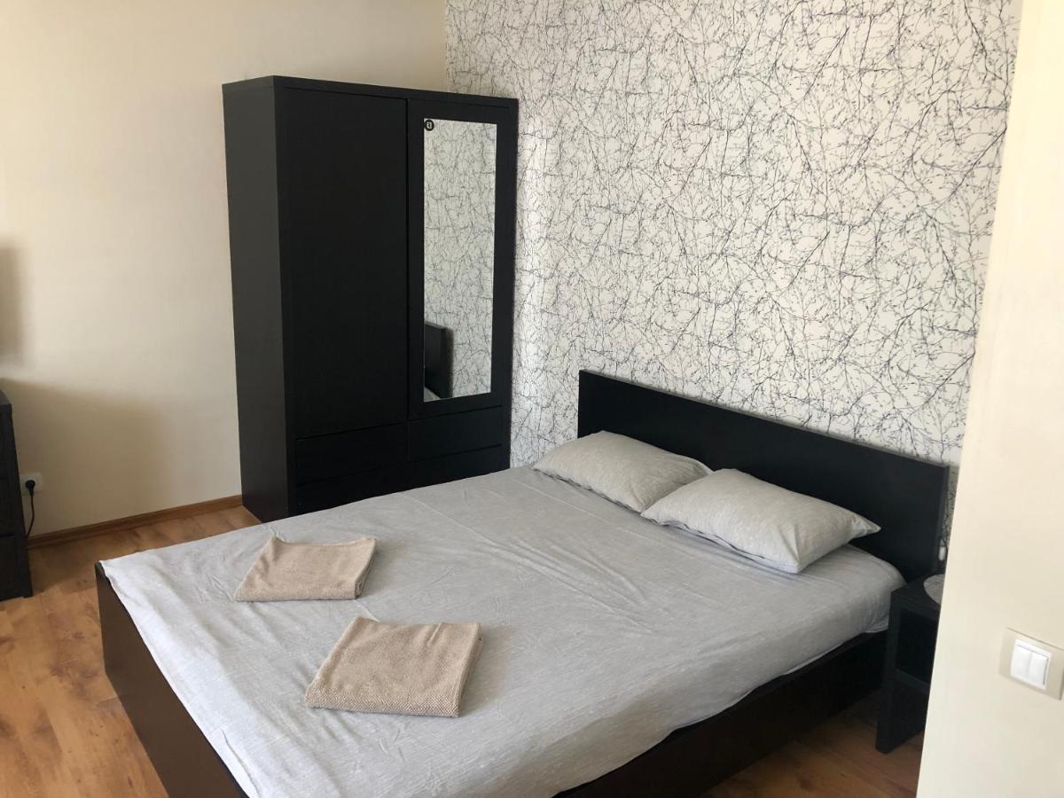 Apartamenti Elkonju 3 利耶帕亚 外观 照片